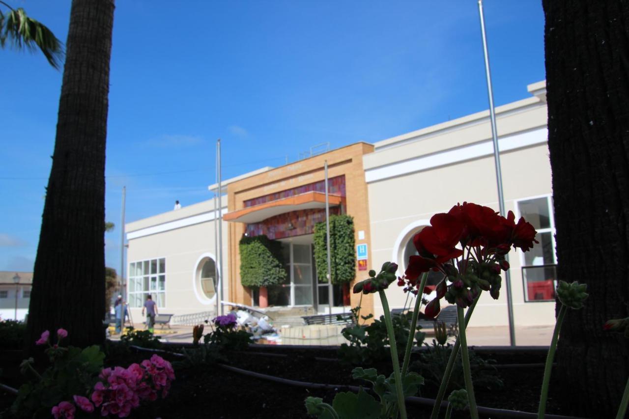Hotel JM Jardin de la Reina Guillena Exterior foto